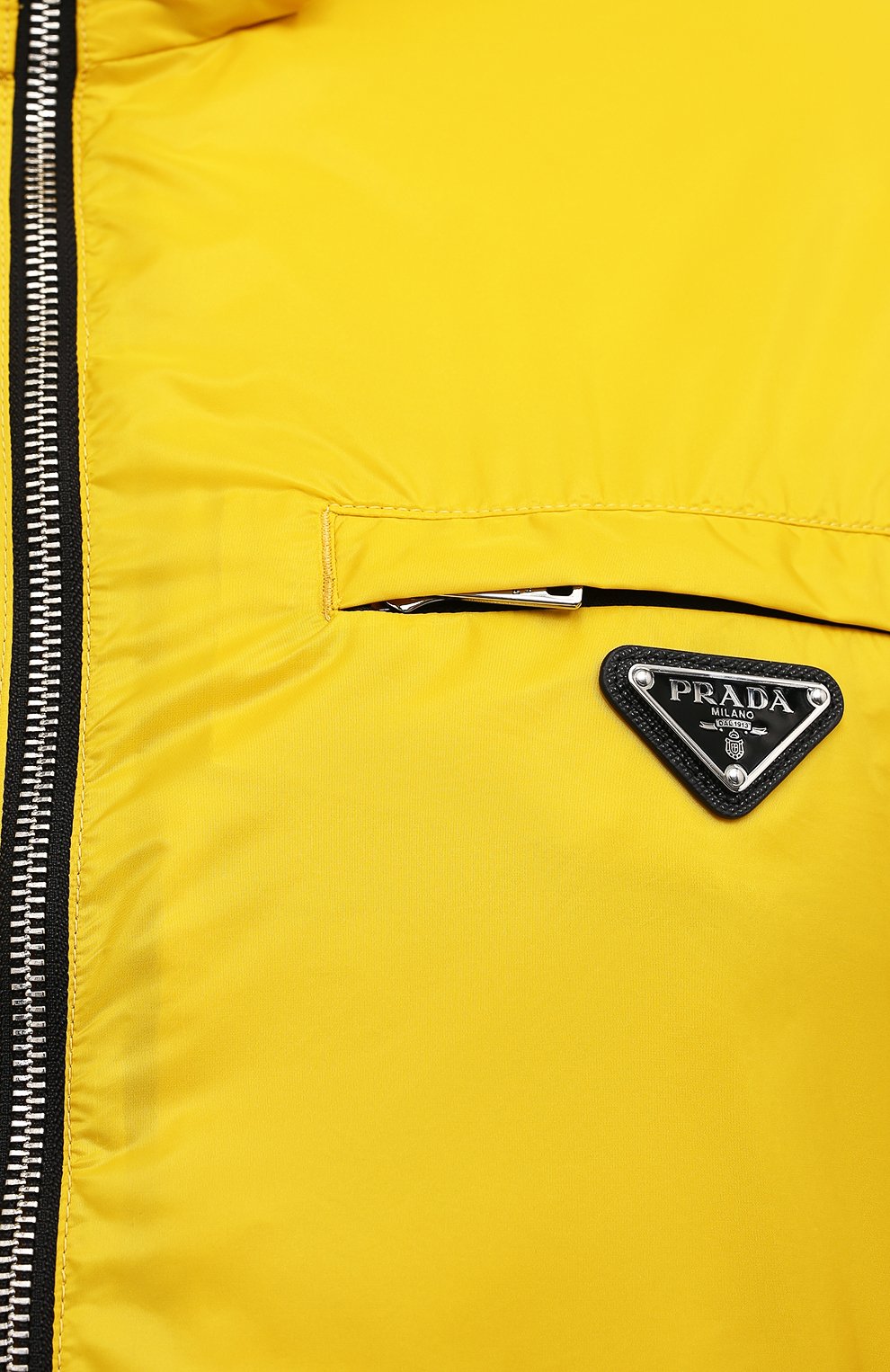 Мужская куртка PRADA желтого цвета, арт. SGB929-1WQ9-F0010-212 | Фото 5 (Кросс-КТ: Куртка, Ветровка; Материал внешний: Синтетический материал; Стили: Спорт-шик; Длина (верхняя одежда): Короткие)