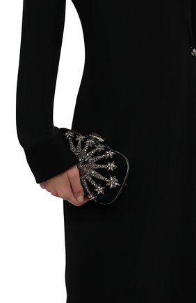 Женский клатч heart ALEXANDER MCQUEEN черного цвета по цене 234000 руб., арт. 640255/1AAC6 | Фото 2 Женский клатч heart ALEXANDER MCQUEEN черного цвета, арт. 640255/1AAC6 | Фото 2 (Материал: Натуральная кожа; Размер: mini; Ремень/цепочка: На ремешке; Женское Кросс-КТ: Клатч-клатчи, Вечерняя сумка)