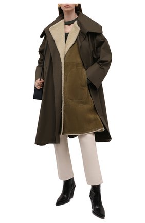 Женская комплект из пальто и жилета LOEWE хаки цвета по цене 559500 руб., арт. S359Y18L12 | Фото 2 Женская комплект из пальто и жилета LOEWE хаки цвета, арт. S359Y18L12 | Фото 2 (Рукава: Короткие; Длина (верхняя одежда): До колена; Материал внешний: Хлопок; Материал утеплителя: Натуральный мех; Стили: Минимализм)