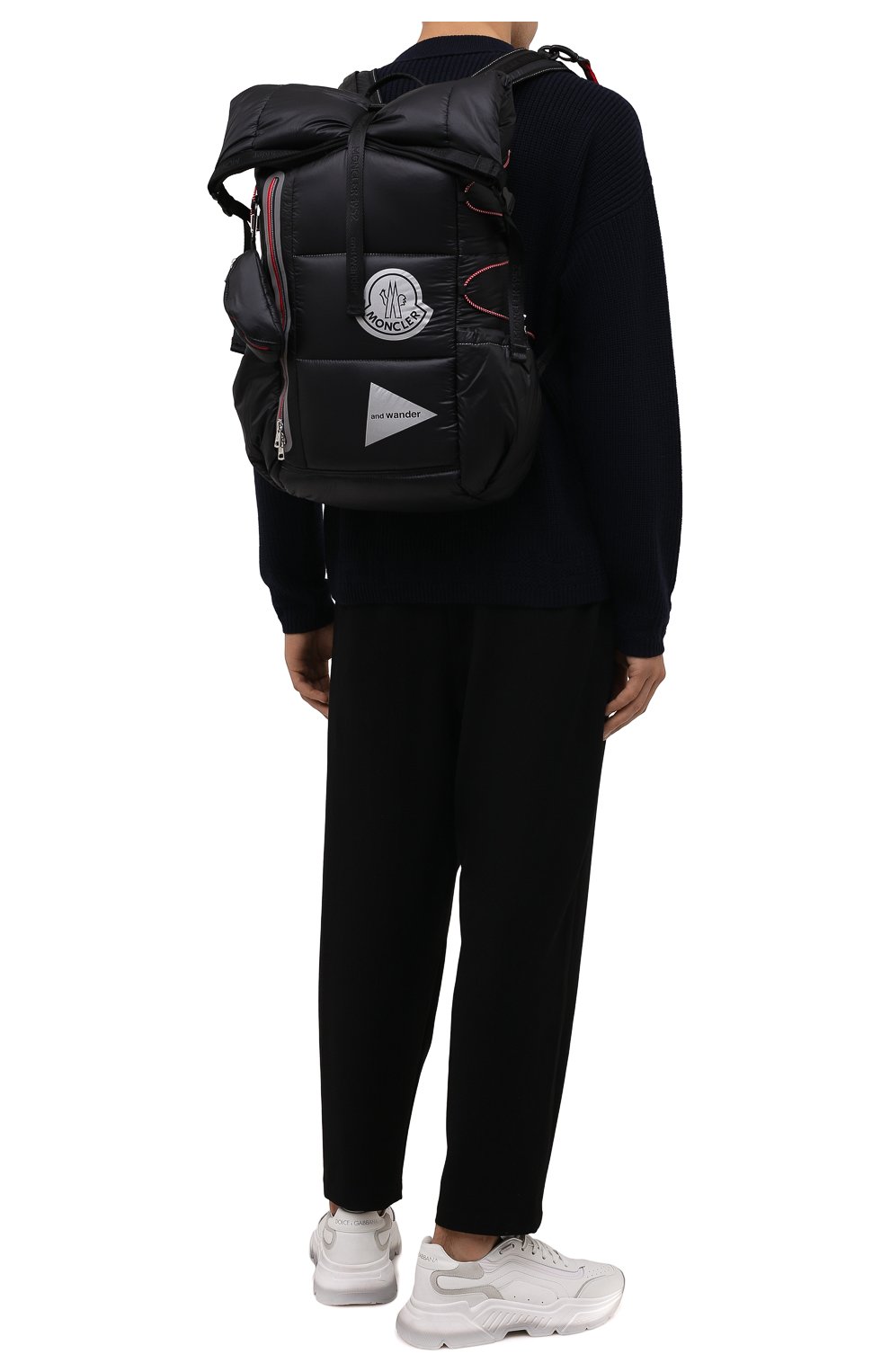 Мужской рюкзак 2 moncler 1952 moncler genius x and wander MONCLER GENIUS черного цвета по цене 64800 руб., арт. G2-092-5A600-00-M1402 | Фото 2 Мужской рюкзак 2 moncler 1952 moncler genius x and wander MONCLER GENIUS черного цвета, арт. G2-092-5A600-00-M1402 | Фото 2 (Ремень/цепочка: На ремешке; Материал: Текстиль)