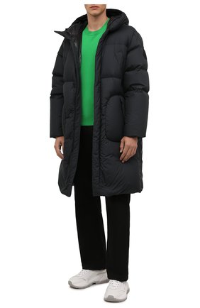 Мужская пуховик fussa 2 moncler 1952 MONCLER GENIUS черного цвета по цене 172000 руб., арт. G2-092-1C000-05-54A81 | Фото 2 Мужская пуховик fussa 2 moncler 1952 MONCLER GENIUS черного цвета, арт. G2-092-1C000-05-54A81 | Фото 2 (Материал подклада: Синтетический материал; Материал утеплителя: Пух и перо; Рукава: Длинные; Материал внешний: Синтетический материал; Длина (верхняя одежда): До колена; Кросс-КТ: Куртка; Мужское Кросс-КТ: пуховик-длинный; Стили: Гранж)