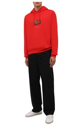 Мужской хлопковое худи JACQUEMUS красного цвета по цене 24400 руб., арт. 216JS201-2120 | Фото 2 Мужской хлопковое худи JACQUEMUS красного цвета, арт. 216JS201-2120 | Фото 2 (Материал внешний: Хлопок; Длина (для топов): Стандартные; Рукава: Длинные; Мужское Кросс-КТ: Худи-одежда; Принт: С принтом; Стили: Спорт-шик)