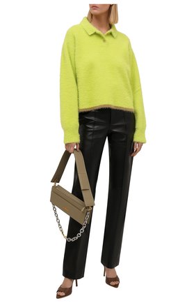 Женский пуловер JACQUEMUS светло-зеленого цвета по цене 46200 руб., арт. 213KN601-2390 | Фото 2 Женский пуловер JACQUEMUS светло-зеленого цвета, арт. 213KN601-2390 | Фото 2 (Материал внешний: Синтетический материал; Длина (для топов): Стандартные; Рукава: Длинные; Женское Кросс-КТ: Пуловер-одежда; Стили: Минимализм)