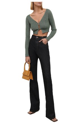 Женский кардиган JACQUEMUS зеленого цвета по цене 24400 руб., арт. 213KN203-2360 | Фото 2 Женский кардиган JACQUEMUS зеленого цвета, арт. 213KN203-2360 | Фото 2 (Рукава: Длинные; Материал внешний: Синтетический материал, Шерсть; Длина (для топов): Укороченные; Женское Кросс-КТ: кардиган-трикотаж; Стили: Минимализм)