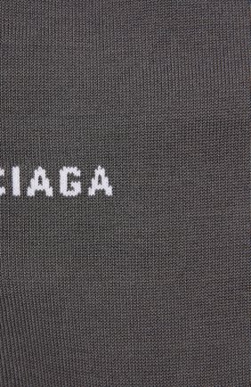 Мужские хлопковые носки BALENCIAGA серого цвета по цене 7615 руб., арт. 530181/468B8 | Фото 2 Мужские хлопковые носки BALENCIAGA серого цвета, арт. 530181/468B8 | Фото 2 (Материал внешний: Хлопок; Кросс-КТ: бельё)