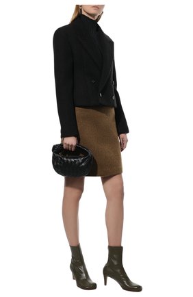 Женские кожаные ботильоны the block BOTTEGA VENETA хаки цвета по цене 76800 руб., арт. 667208/VBS00 | Фото 2 Женские кожаные ботильоны the block BOTTEGA VENETA хаки цвета, арт. 667208/VBS00 | Фото 2 (Материал внутренний: Натуральная кожа; Каблук тип: Устойчивый; Подошва: Плоская; Каблук высота: Средний)