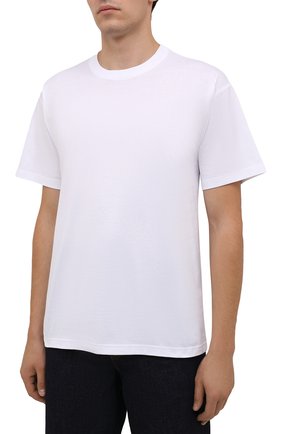 Мужская хлопковая футболка BURBERRY белого цвета, арт. 8045545 | Фото 3 (Рукава: Короткие; Длина (для топов): Стандартные; Принт: С принтом; Материал внешний: Хлопок; Стили: Кэжуэл)