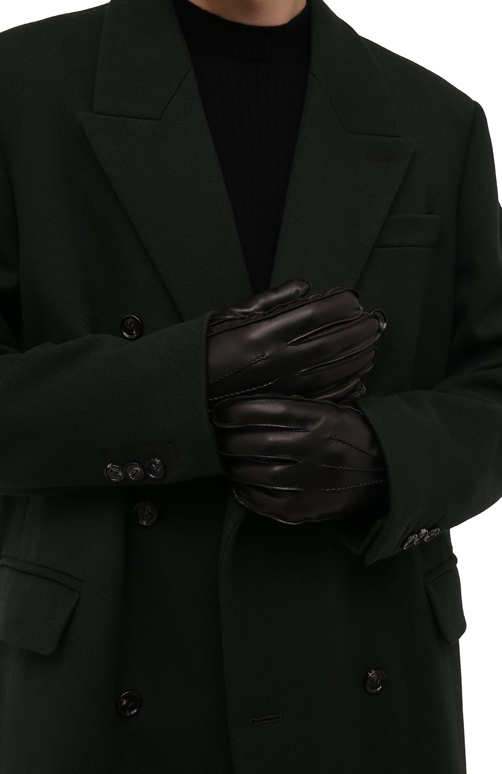 Мужские кожаные перчатки CORNELIANI черного цвета по цене 20900 руб., арт. 88Q318-1820590/00 | Фото 2 Мужские кожаные перчатки CORNELIANI черного цвета, арт. 88Q318-1820590/00 | Фото 2 (Мужское Кросс-КТ: Кожа и замша)