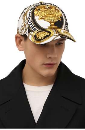 Мужской хлопковая бейсболка VERSACE разноцветного цвета по цене 35700 руб., арт. 1001590/1A01282 | Фото 2 Мужской хлопковая бейсболка VERSACE разноцветного цвета, арт. 1001590/1A01282 | Фото 2 (Материал: Хлопок, Текстиль)