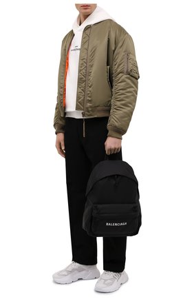 Мужской рюкзак expandable BALENCIAGA черного цвета по цене 61750 руб., арт. 656081/2UA2X | Фото 3 Мужской рюкзак expandable BALENCIAGA черного цвета, арт. 656081/2UA2X | Фото 3 (Материал: Текстиль; Стили: Спорт; Размер: large)