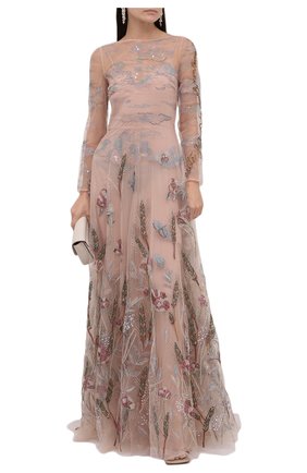 Женское платье VALENTINO бежевого цвета по цене 2215000 руб., арт. WB3VDC801ED | Фото 2 Женское платье VALENTINO бежевого цвета, арт. WB3VDC801ED | Фото 2 (Длина Ж (юбки, платья, шорты): Макси; Материал внешний: Синтетический материал; Рукава: Длинные; Материал подклада: Вискоза; Стили: Романтичный; Случай: Вечерний; Женское Кросс-КТ: Платье-одежда)