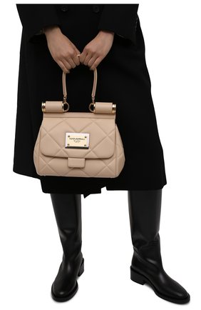 Женская сумка sicily medium DOLCE & GABBANA бежевого цвета по цене 217500 руб., арт. BB7018/AW591 | Фото 2 Женская сумка sicily medium DOLCE & GABBANA бежевого цвета, арт. BB7018/AW591 | Фото 2 (Материал: Натуральная кожа; Размер: medium; Сумки-технические: Сумки top-handle; Ремень/цепочка: На ремешке)