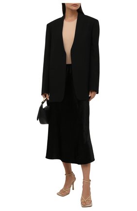 Женская юбка из вискозы JIL SANDER черного цвета по цене 82200 руб., арт. JSWT356110-WT431000 | Фото 2 Женская юбка из вискозы JIL SANDER черного цвета, арт. JSWT356110-WT431000 | Фото 2 (Материал подклада: Вискоза; Материал внешний: Синтетический материал, Вискоза; Стили: Минимализм; Женское Кросс-КТ: Юбка-одежда; Длина Ж (юбки, платья, шорты): Миди)
