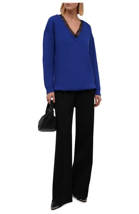 Женский шерстяной свитер REDVALENTINO синего цвета по цене 49950 руб., арт. WR0KC09V/672 | Фото 2 Женский шерстяной свитер REDVALENTINO синего цвета, арт. WR0KC09V/672 | Фото 2 (Рукава: Длинные; Длина (для топов): Удлиненные; Материал внешний: Шерсть; Стили: Кэжуэл; Женское Кросс-КТ: Свитер-одежда)