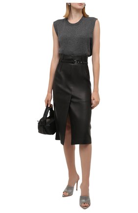 Женская кожана юбка REDVALENTINO черного цвета по цене 61800 руб., арт. WR0NI01C/68Y | Фото 2 Женская кожана юбка REDVALENTINO черного цвета, арт. WR0NI01C/68Y | Фото 2 (Длина Ж (юбки, платья, шорты): Миди; Материал подклада: Синтетический материал; Стили: Гламурный; Женское Кросс-КТ: Юбка-одежда)