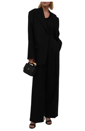 Женские шерстяные брюки DRIES VAN NOTEN черного цвета по цене 43850 руб., арт. 212-010972-3041 | Фото 2 Женские шерстяные брюки DRIES VAN NOTEN черного цвета, арт. 212-010972-3041 | Фото 2 (Материал внешний: Шерсть; Стили: Минимализм; Женское Кросс-КТ: Брюки-одежда; Силуэт Ж (брюки и джинсы): Широкие; Длина (брюки, джинсы): Удлиненные)