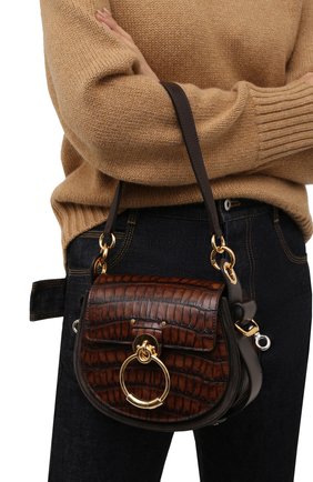 Женская сумка tess small CHLOÉ темно-коричневого цвета по цене 139000 руб., арт. CHC21AS153E97 | Фото 2 Женская сумка tess small CHLOÉ темно-коричневого цвета, арт. CHC21AS153E97 | Фото 2 (Материал: Натуральная кожа; Размер: small; Ремень/цепочка: На ремешке; Сумки-технические: Сумки через плечо)