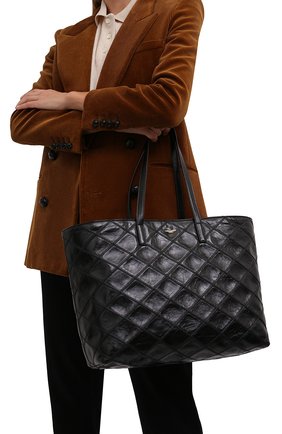 Женский сумка-шопер east/west large SAINT LAURENT черного цвета по цене 109000 руб., арт. 607095/0ENA7 | Фото 2 Женский сумка-шопер east/west large SAINT LAURENT черного цвета, арт. 607095/0ENA7 | Фото 2 (Размер: large; Материал: Натуральная кожа; Сумки-технические: Сумки-шопперы)