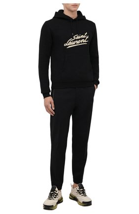Мужские джоггеры MONCLER черного цвета по цене 45800 руб., арт. G2-091-2A000-20-595FM | Фото 2 Мужские джоггеры MONCLER черного цвета, арт. G2-091-2A000-20-595FM | Фото 2 (Материал внешний: Хлопок, Синтетический материал; Силуэт М (брюки): Джоггеры; Стили: Спорт-шик; Длина (брюки, джинсы): Стандартные)