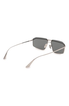 Мужские солнцезащитные очки BALENCIAGA серебряного цвета, арт. BB0139S 003 | Фото 4 (Кросс-КТ: С/з-мужское; Тип очков: С/з; Оптика Гендер: оптика-мужское)