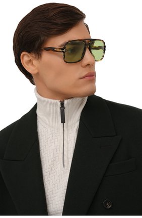 Мужские солнцезащитные очки TOM FORD коричневого цвета, арт. TF884 52N | Фото 2 (Тип очков: С/з; Кросс-КТ: С/з-мужское; Оптика Гендер: оптика-мужское)