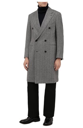 Мужской шерстяное пальто BRIONI серого цвета по цене 578500 руб., арт. R0QY0L/01A2H | Фото 2 Мужской шерстяное пальто BRIONI серого цвета, арт. R0QY0L/01A2H | Фото 2 (Рукава: Длинные; Материал внешний: Шерсть; Материал подклада: Купро; Длина (верхняя одежда): До колена; Мужское Кросс-КТ: пальто-верхняя одежда; Стили: Классический)