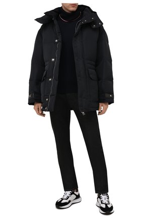 Мужская утепленная куртка ALEXANDER MCQUEEN черного цвета, арт. 662284/QRR67 | Фото 2 (Кросс-КТ: Куртка; Рукава: Длинные; Длина (верхняя одежда): До середины бедра; Материал внешний: Синтетический материал; Мужское Кросс-КТ: утепленные куртки; Стили: Спорт-шик; Материал подклада: Синтетический материал)