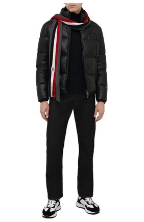 Мужской шерстяной шарф MONCLER темно-серого цвета по цене 20200 руб., арт. G2-091-3C000-07-A9575 | Фото 2 Мужской шерстяной шарф MONCLER темно-серого цвета, арт. G2-091-3C000-07-A9575 | Фото 2 (Материал: Шерсть, Текстиль; Кросс-КТ: шерсть; Аксессуары: Аксессуары)