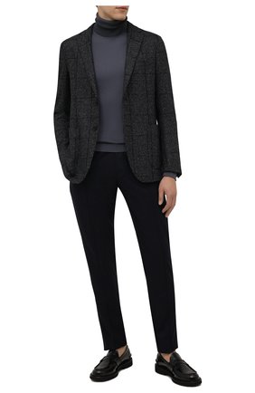 Мужской шерстяная водолазка ERMENEGILDO ZEGNA серого цвета по цене 78800 руб., арт. CYM01/120 | Фото 2 Мужской шерстяная водолазка ERMENEGILDO ZEGNA серого цвета, арт. CYM01/120 | Фото 2 (Длина (для топов): Стандартные; Рукава: Длинные; Материал внешний: Шерсть; Мужское Кросс-КТ: Водолазка-одежда; Стили: Классический; Принт: Без принта)