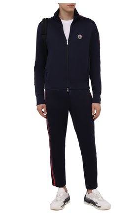 Мужской толстовка MONCLER темно-синего цвета по цене 81700 руб., арт. G2-091-8G000-29-8299R | Фото 2 Мужской толстовка MONCLER темно-синего цвета, арт. G2-091-8G000-29-8299R | Фото 2 (Длина (для топов): Стандартные; Материал внешний: Синтетический материал, Хлопок; Рукава: Длинные; Мужское Кросс-КТ: Толстовка-одежда; Стили: Спорт-шик)