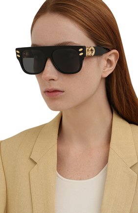 Женские солнцезащитные очки STELLA MCCARTNEY черного цвета, арт. SC40012I-01A | Фото 2 (Тип очков: С/з; Оптика Гендер: оптика-женское; Очки форма: Квадратные)