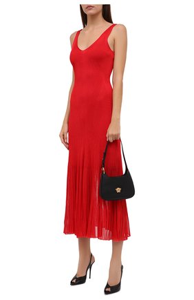 Женское платье из вискозы ALEXANDER MCQUEEN красного цвета по цене 161000 руб., арт. 679384/Q1AWH | Фото 2 Женское платье из вискозы ALEXANDER MCQUEEN красного цвета, арт. 679384/Q1AWH | Фото 2 (Материал подклада: Синтетический материал; Материал внешний: Вискоза; Длина Ж (юбки, платья, шорты): Миди; Женское Кросс-КТ: Платье-одежда; Стили: Романтичный; Случай: Вечерний)