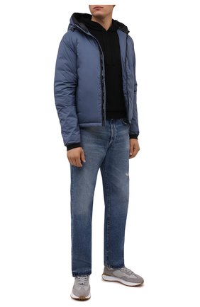 Мужская пуховая куртка lodge CANADA GOOSE синего цвета по цене 59650 руб., арт. 5078M | Фото 2 Мужская пуховая куртка lodge CANADA GOOSE синего цвета, арт. 5078M | Фото 2 (Материал внешний: Синтетический материал; Материал утеплителя: Пух и перо; Материал подклада: Синтетический материал; Кросс-КТ: Куртка; Мужское Кросс-КТ: пуховик-короткий; Стили: Спорт-шик; Длина (верхняя одежда): Короткие; Рукава: Длинные)