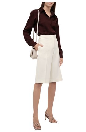 Женская рубашка из вискозы DRIES VAN NOTEN бордового цвета по цене 38350 руб., арт. 212-010759-3159 | Фото 2 Женская рубашка из вискозы DRIES VAN NOTEN бордового цвета, арт. 212-010759-3159 | Фото 2 (Материал внешний: Вискоза; Стили: Гламурный; Принт: Без принта; Женское Кросс-КТ: Рубашка-одежда; Рукава: Длинные; Длина (для топов): Стандартные)