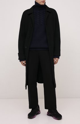 Мужской шерстяной свитер MAISON MARGIELA темно-синего цвета по цене 69950 руб., арт. S50GP0251/S17861 | Фото 2 Мужской шерстяной свитер MAISON MARGIELA темно-синего цвета, арт. S50GP0251/S17861 | Фото 2 (Рукава: Длинные; Материал внешний: Шерсть; Длина (для топов): Стандартные; Мужское Кросс-КТ: Свитер-одежда; Принт: Без принта; Стили: Минимализм)
