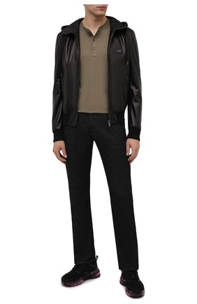 Мужская хлопковый лонгслив RALPH LAUREN хаки цвета по цене 19950 руб., арт. 790799187 | Фото 2 Мужская хлопковый лонгслив RALPH LAUREN хаки цвета, арт. 790799187 | Фото 2 (Материал внешний: Хлопок; Стили: Кэжуэл; Принт: Без принта; Рукава: Длинные; Длина (для топов): Стандартные)