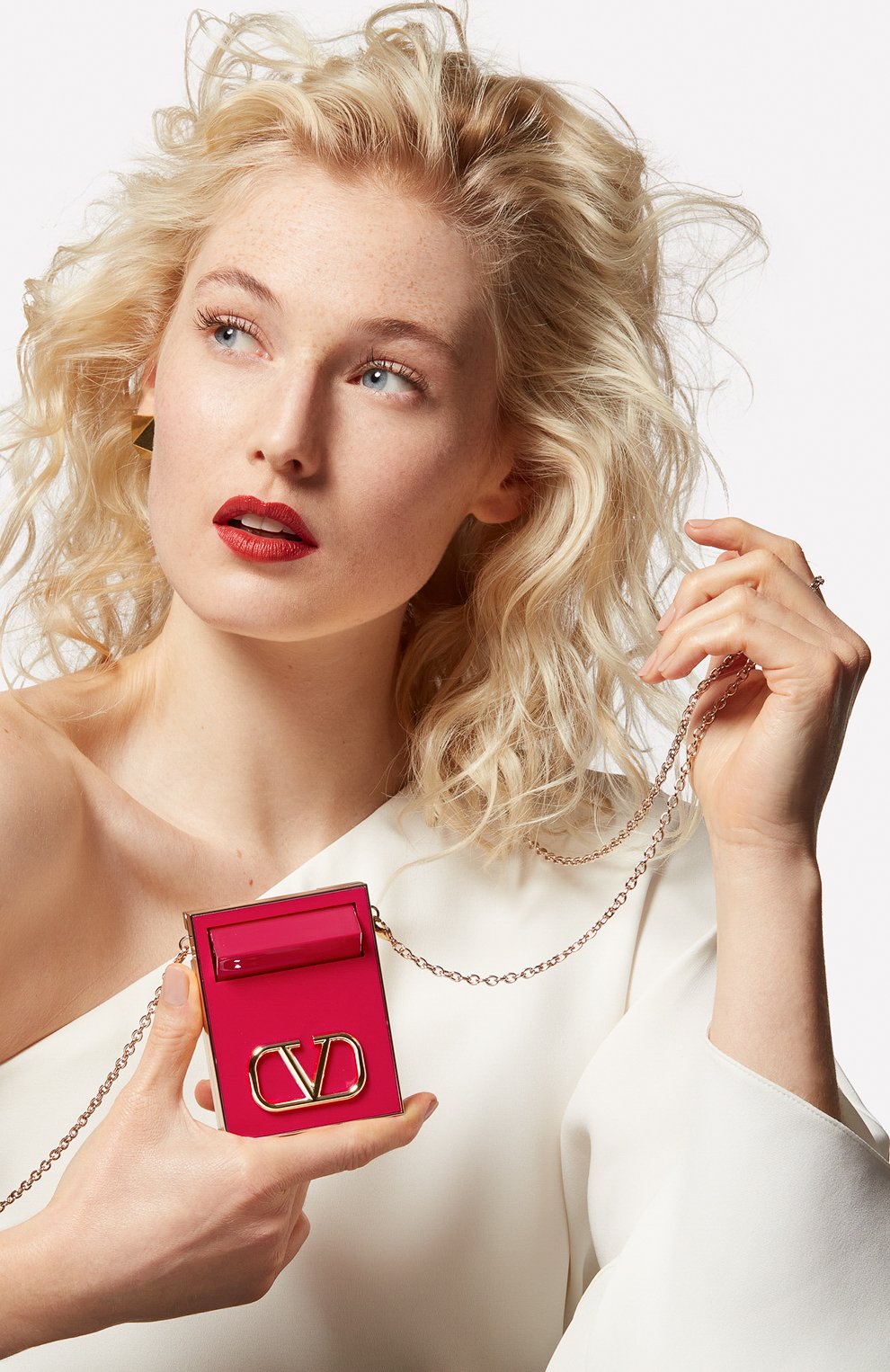 Клатч go-clutch, light 02 VALENTINO бесцветного цвета по цене 18000 руб., арт. 3614273230926 | Фото 3 Клатч go-clutch, light 02 VALENTINO бесцветного цвета, арт. 3614273230926 | Фото 3