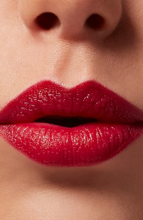 Губная помада rosso valentino satin (refill), 22r (3.5g) VALENTINO бесцветного цвета по цене 4290 руб., арт. 3614273231947 | Фото 2 Губная помада rosso valentino satin (refill), 22r (3.5g) VALENTINO бесцветного цвета, арт. 3614273231947 | Фото 2