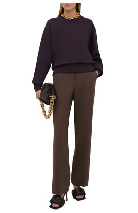 Женский хлопковый свитшот DRIES VAN NOTEN темно-фиолетового цвета по цене 24000 руб., арт. 212-011103-3612 | Фото 2 Женский хлопковый свитшот DRIES VAN NOTEN темно-фиолетового цвета, арт. 212-011103-3612 | Фото 2 (Материал внешний: Хлопок; Рукава: Длинные; Длина (для топов): Стандартные; Стили: Спорт-шик; Женское Кросс-КТ: Свитшот-одежда)