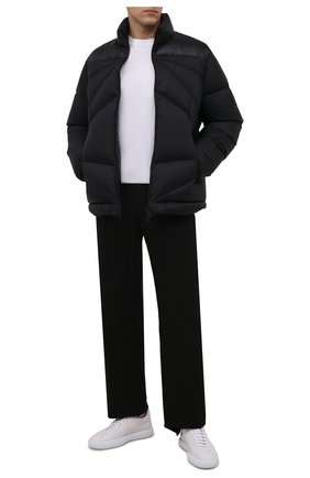 Мужская пуховая куртка tama 2 moncler 1952 MONCLER GENIUS черного цвета, арт. G2-092-1A000-30-595EV | Фото 2 (Длина (верхняя одежда): Короткие; Рукава: Длинные; Материал подклада: Синтетический материал; Материал утеплителя: Пух и перо; Материал внешний: Синтетический материал; Кросс-КТ: Куртка; Мужское Кросс-КТ: пуховик-короткий)