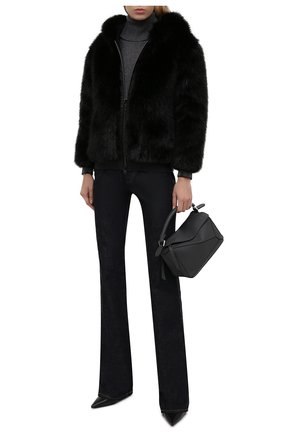 Женская шуба из экомеха TOM FORD черного цвета по цене 314000 руб., арт. CSF645-FUT010 | Фото 2 Женская шуба из экомеха TOM FORD черного цвета, арт. CSF645-FUT010 | Фото 2 (Длина (верхняя одежда): Короткие; Материал подклада: Вискоза, Синтетический материал; Рукава: Длинные; Материал внешний: Синтетический материал; Стили: Гламурный; Женское Кросс-КТ: Экомех)
