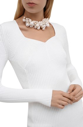 Женское колье JIL SANDER белого цвета по цене 157000 руб., арт. JSWT831177/WTS80039 | Фото 2 Женское колье JIL SANDER белого цвета, арт. JSWT831177/WTS80039 | Фото 2 (Материал: Металл)