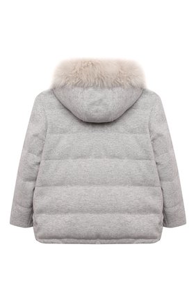 Детская пуховая куртка BRUNELLO CUCINELLI светло-серого цвета по цене 215500 руб., арт. B012TJ404B | Фото 2 Детская пуховая куртка BRUNELLO CUCINELLI светло-серого цвета, арт. B012TJ404B | Фото 2 (Материал подклада: Синтетический материал; Материал утеплителя: Пух и перо; Материал внешний: Кашемир, Шерсть; Рукава: Длинные; Девочки Кросс-КТ: Пуховик-верхняя одежда; Кросс-КТ: Сезон: зима)