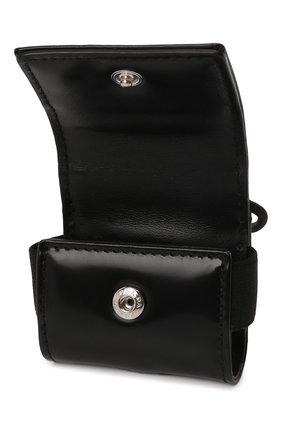 Кожаный чехол для airpods pro PRADA черного цвета по цене 41500 руб., арт. 2ZD009-ZO6-F0002 | Фото 3 Кожаный чехол для airpods pro PRADA черного цвета, арт. 2ZD009-ZO6-F0002 | Фото 3 (Материал: Натуральная кожа; Женское Кросс-КТ: Кожа AirPods)