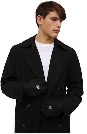 Мужские варежки DOLCE & GABBANA черного цвета по цене 47800 руб., арт. GG808A/FUS0E | Фото 2 Мужские варежки DOLCE & GABBANA черного цвета, арт. GG808A/FUS0E | Фото 2 (Материал: Текстиль, Синтетический материал; Кросс-КТ: Пуховик; Мужское Кросс-КТ: Варежки)
