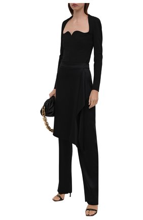 Женские шелковые брюки-юбка GIORGIO ARMANI черного цвета по цене 164000 руб., арт. 1WHPP0JQ/T02AT | Фото 2 Женские шелковые брюки-юбка GIORGIO ARMANI черного цвета, арт. 1WHPP0JQ/T02AT | Фото 2 (Материал внешний: Шелк; Длина (брюки, джинсы): Удлиненные; Женское Кросс-КТ: Брюки-одежда; Стили: Гранж; Силуэт Ж (брюки и джинсы): Прямые)