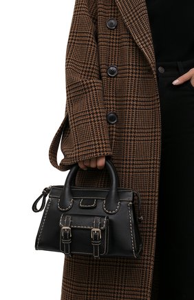 Женская сумка edith small CHLOÉ черного цвета по цене 109000 руб., арт. CHC21WS451F43 | Фото 2 Женская сумка edith small CHLOÉ черного цвета, арт. CHC21WS451F43 | Фото 2 (Материал: Натуральная кожа; Размер: small; Ремень/цепочка: На ремешке; Сумки-технические: Сумки top-handle, Сумки через плечо)