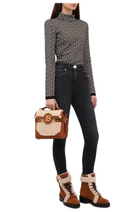 Женские замшевые ботинки balmain x rossignol BALMAIN коричневого цвета по цене 103500 руб., арт. WN4TC502/LSHM | Фото 2 Женские замшевые ботинки balmain x rossignol BALMAIN коричневого цвета, арт. WN4TC502/LSHM | Фото 2 (Материал утеплителя: Натуральный мех; Каблук высота: Низкий; Подошва: Платформа; Женское Кросс-КТ: Зимние ботинки)