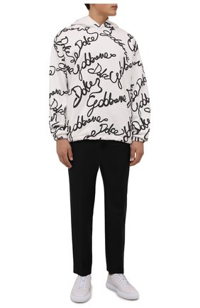 Мужской хлопковое худи DOLCE & GABBANA белого цвета по цене 89950 руб., арт. G9VU9T/FU77G | Фото 2 Мужской хлопковое худи DOLCE & GABBANA белого цвета, арт. G9VU9T/FU77G | Фото 2 (Рукава: Длинные; Длина (для топов): Стандартные; Материал внешний: Хлопок; Мужское Кросс-КТ: Худи-одежда; Принт: С принтом; Стили: Спорт-шик)