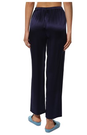 Женская шелковая пижама LUNA DI SETA синего цвета, арт. VLST08007 | Фото 6 (Материал внешний: Шелк; Рукава: Длинные; Длина Ж (юбки, платья, шорты): Мини; Длина (брюки, джинсы): Стандартные; Длина (для топов): Стандартные)